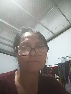 Snapshot of Vieekee chatting on 06-27-26, 12:55 Vieekee online show from 06-27-26, 12:55