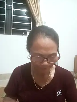 Snapshot of Vieekee chatting on 07-08-26, 01:04 Vieekee online show from 07-08-26, 01:04