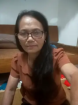 Snapshot of Vieekee chatting on 07-17-26, 08:57 Vieekee online show from 07-17-26, 08:57