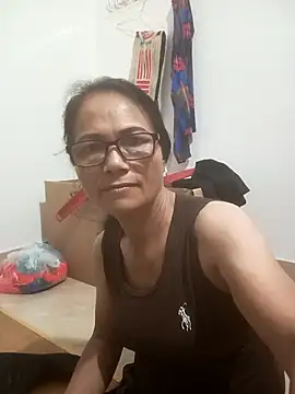 Snapshot of Vieekee chatting on 07-29-26, 10:08 Vieekee online show from 07-29-26, 10:08