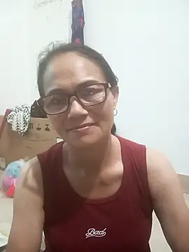 Snapshot of Vieekee chatting on 08-04-26, 11:13 Vieekee online show from 08-04-26, 11:13