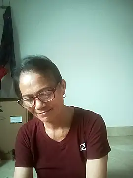 Snapshot of Vieekee chatting on 08-05-26, 04:04 Vieekee online show from 08-05-26, 04:04