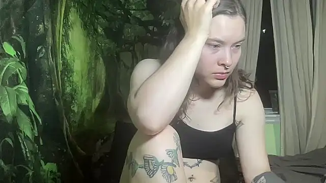 mo0ngoddess online show from 02-12-26, 02:50