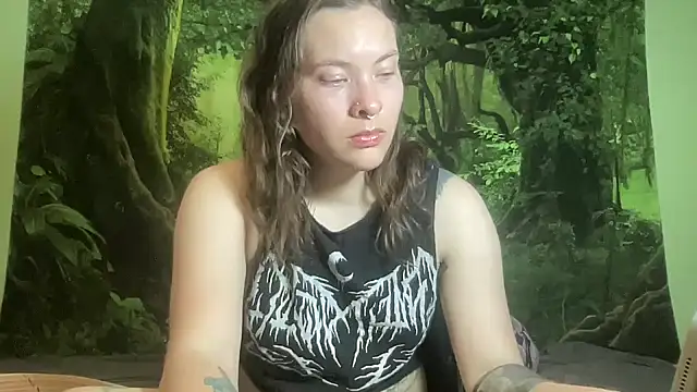 Snapshot of mo0ngoddess chatting on 03-23-26, 03:10 mo0ngoddess online show from 03-23-26, 03:10