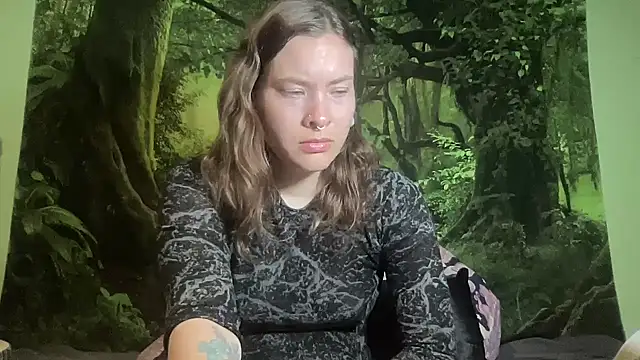 Snapshot of mo0ngoddess chatting on 03-26-26, 03:45 mo0ngoddess online show from 03-26-26, 03:45