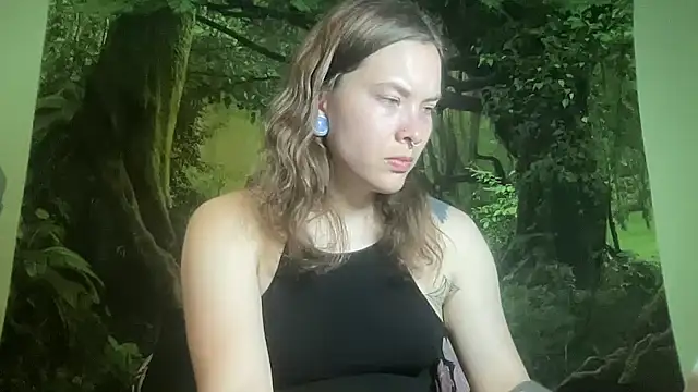 Snapshot of mo0ngoddess chatting on 03-28-26, 03:17 mo0ngoddess online show from 03-28-26, 03:17