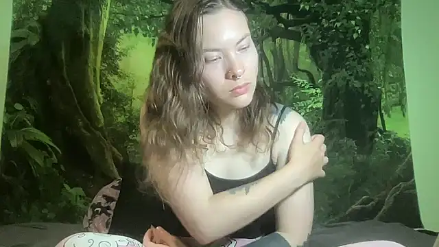 Snapshot of mo0ngoddess chatting on 04-02-26, 03:15 mo0ngoddess online show from 04-02-26, 03:15