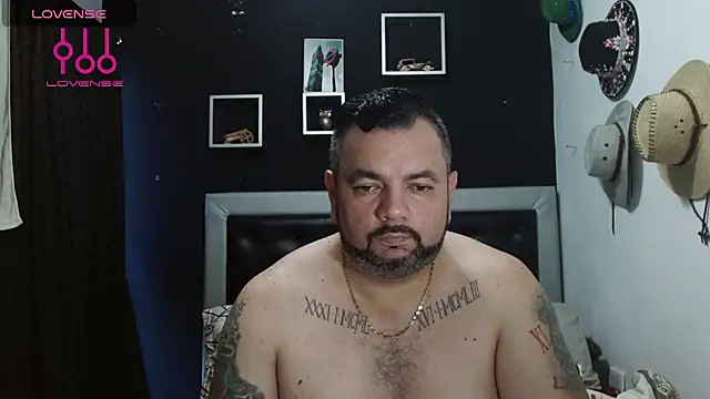 Snapshot of perverseveteranmanxxx chatting on 12-09-24, 07:50 perverseveteranmanxxx online show from 12-09-24, 07:50