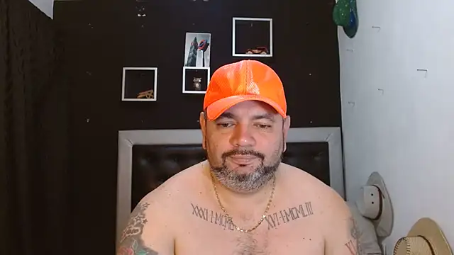 Snapshot of perverseveteranmanxxx chatting on 02-02-25, 11:21 perverseveteranmanxxx online show from 02-02-25, 11:21