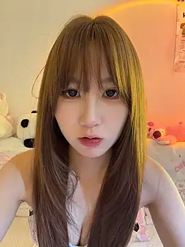 ZhiNan-05 online show from 06-17-26, 03:35