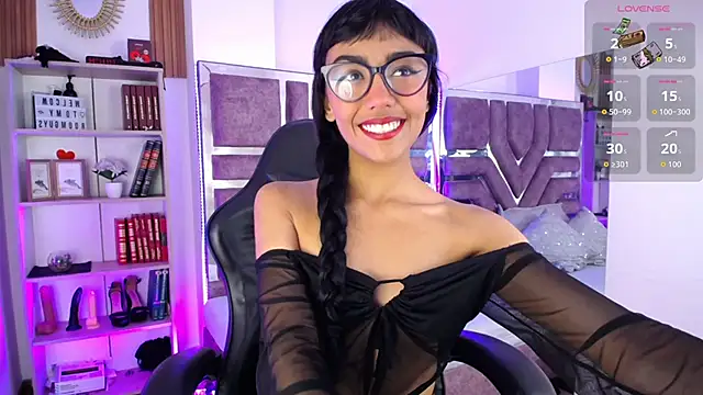 Violett Gardenn online show from 06-10-26, 11:31