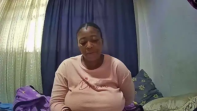 HottyBoobs5 online show from 06-01-26, 08:27