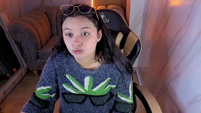 HoneyDoll tf online show from 06-17-26, 01:01