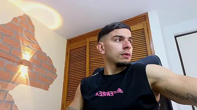 Josh miller01 online show from 06-09-26, 01:34