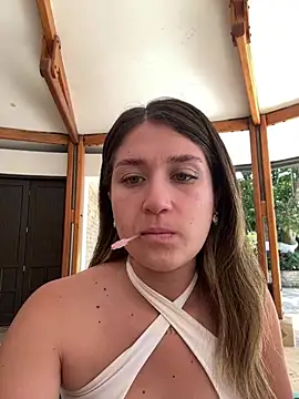 IsabelleMilan online show from 06-19-26, 03:16