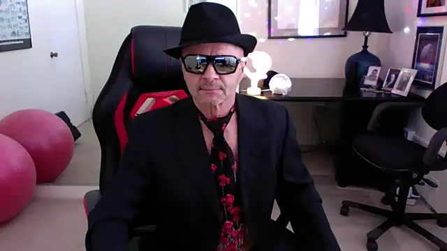 hotdadbod online show from 03-09-25, 08:52