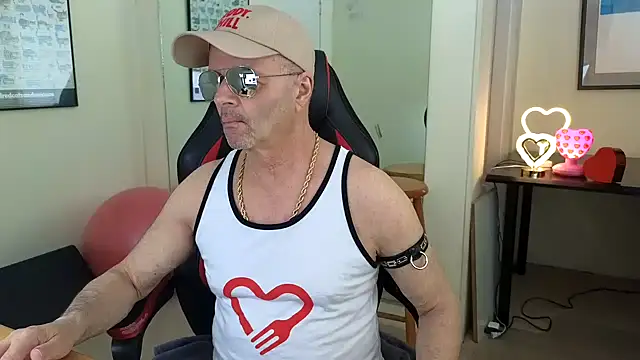 hotdadbod online show from 03-16-25, 08:21