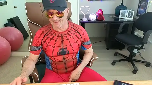 Snapshot of hotdadbod chatting on 04-10-26, 09:41 hotdadbod online show from 04-10-26, 09:41