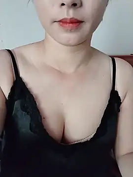 Snapshot of se-xy12 chatting on 05-24-26, 12:59 se-xy12 online show from 05-24-26, 12:59