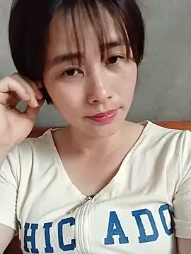 Snapshot of se-xy12 chatting on 05-31-26, 05:59 se-xy12 online show from 05-31-26, 05:59