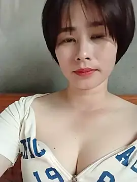 Snapshot of se-xy12 chatting on 06-03-26, 02:25 se-xy12 online show from 06-03-26, 02:25
