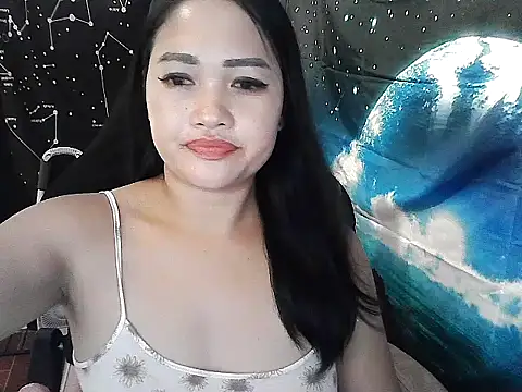 Snapshot of Cute4cumm chatting on 06-11-26, 02:04 Cute4cumm online show from 06-11-26, 02:04