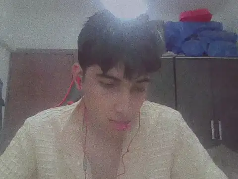 Femboi Aditi online show from 05-12-26, 11:40