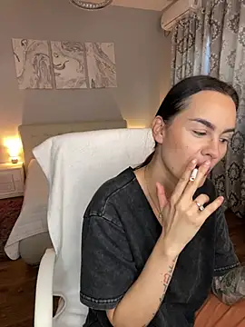 BabyyGirll  online show from 06-17-26, 04:48