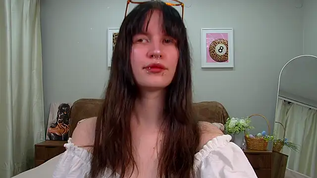 VivianCaro online show from 05-14-26, 08:21