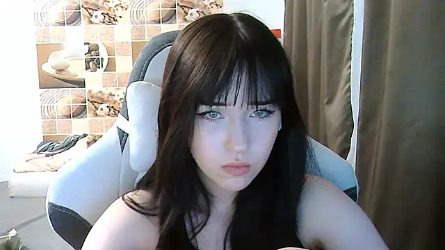 Snapshot of NoirEva chatting on 06-29-26, 05:02 NoirEva online show from 06-29-26, 05:02