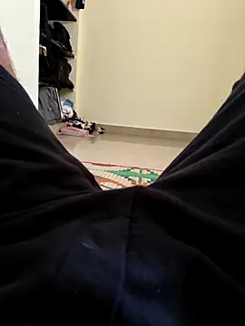 1Horny Boy1 online show from 06-06-26, 03:55