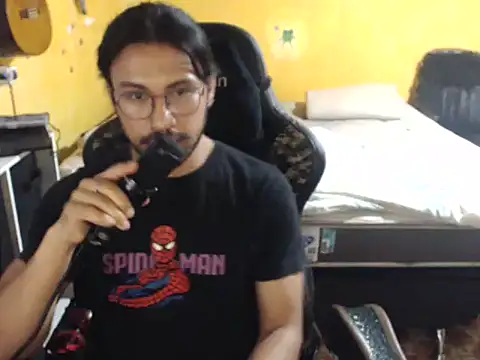 Kravensini online show from 06-15-26, 05:31
