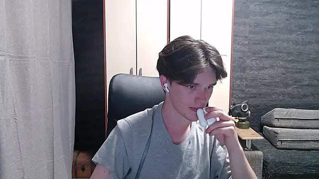 arthur   king online show from 06-26-26, 01:48