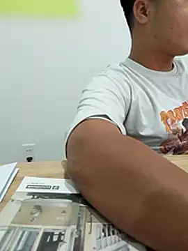 Pandak00 online show from 05-27-26, 08:22