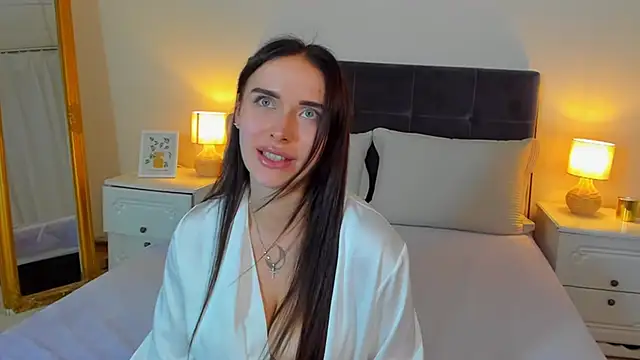 KellyWhites online show from 06-20-26, 05:32