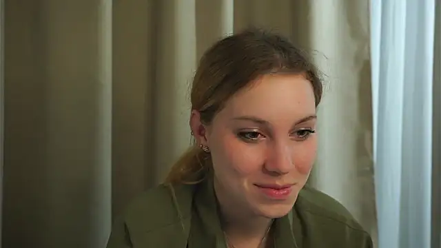 Sairallyn online show from 06-12-26, 11:25