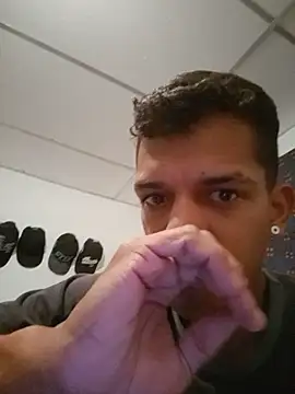 Slatcito online show from 05-13-26, 02:36