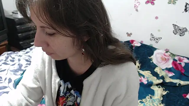 Snapshot of natasha_sex1 chatting on 10-11-25, 04:49 natasha sex1 online show from 10-11-25, 04:49