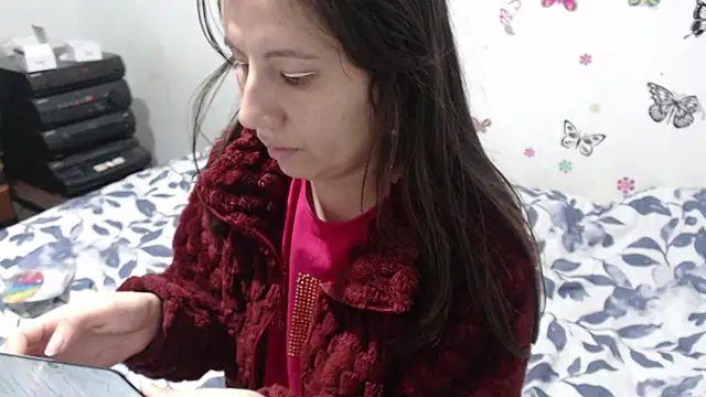 Snapshot of natasha_sex1 chatting on 11-10-25, 05:56 natasha sex1 online show from 11-10-25, 05:56