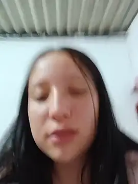 mileidy0106 online show from 06-12-26, 03:27