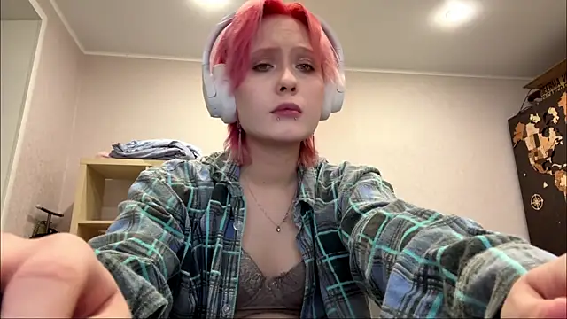 CuteLilit online show from 06-20-26, 09:28