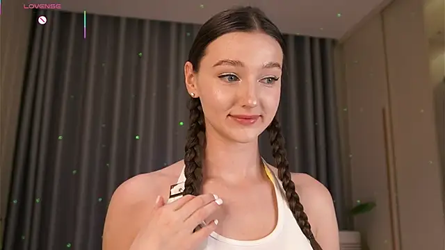 GeorginaDudleyx online show from 06-12-26, 11:31
