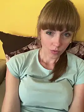 Kamilochka29511 online show from 06-27-26, 09:58