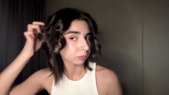 JessiaRuezga online show from 06-22-26, 12:24