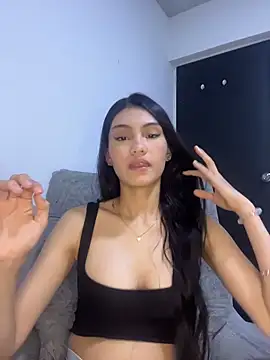Snapshot of _BellaCute_ chatting on 06-10-26, 07:51 BellaCute online show from 06-10-26, 07:51