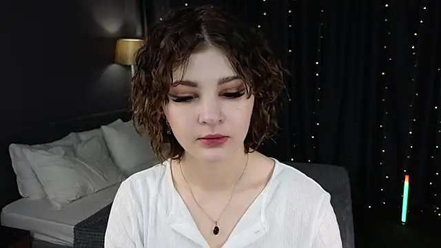 Kira  Fluffy online show from 06-07-26, 12:04