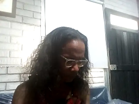 LatinFFanatic online show from 05-22-26, 08:47