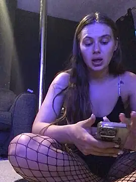 Snapshot of stonettequeenn chatting on 05-15-26, 03:24 stonettequeenn online show from 05-15-26, 03:24