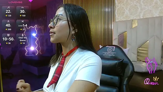 Amhira Tay online show from 06-06-26, 07:29
