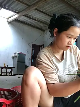 Ninaa01 online show from 05-20-26, 03:34